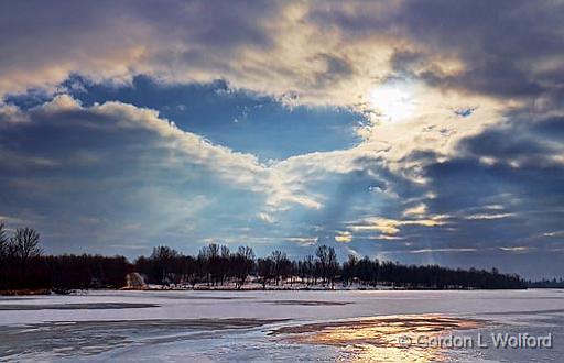 Freezing Bellamy Lake_02875-6.jpg - Photographed near Toledo, Ontario, Canada.